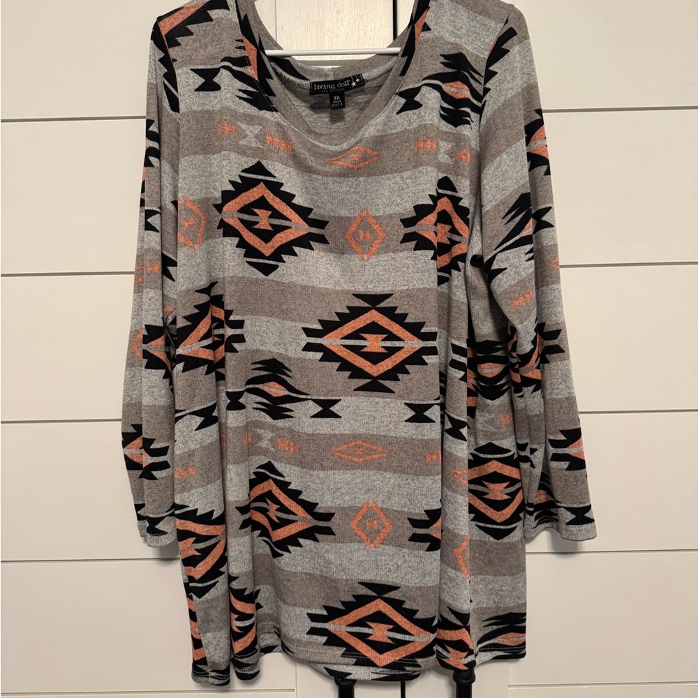 Forever 21 Gray and Orange Aztec Print Top